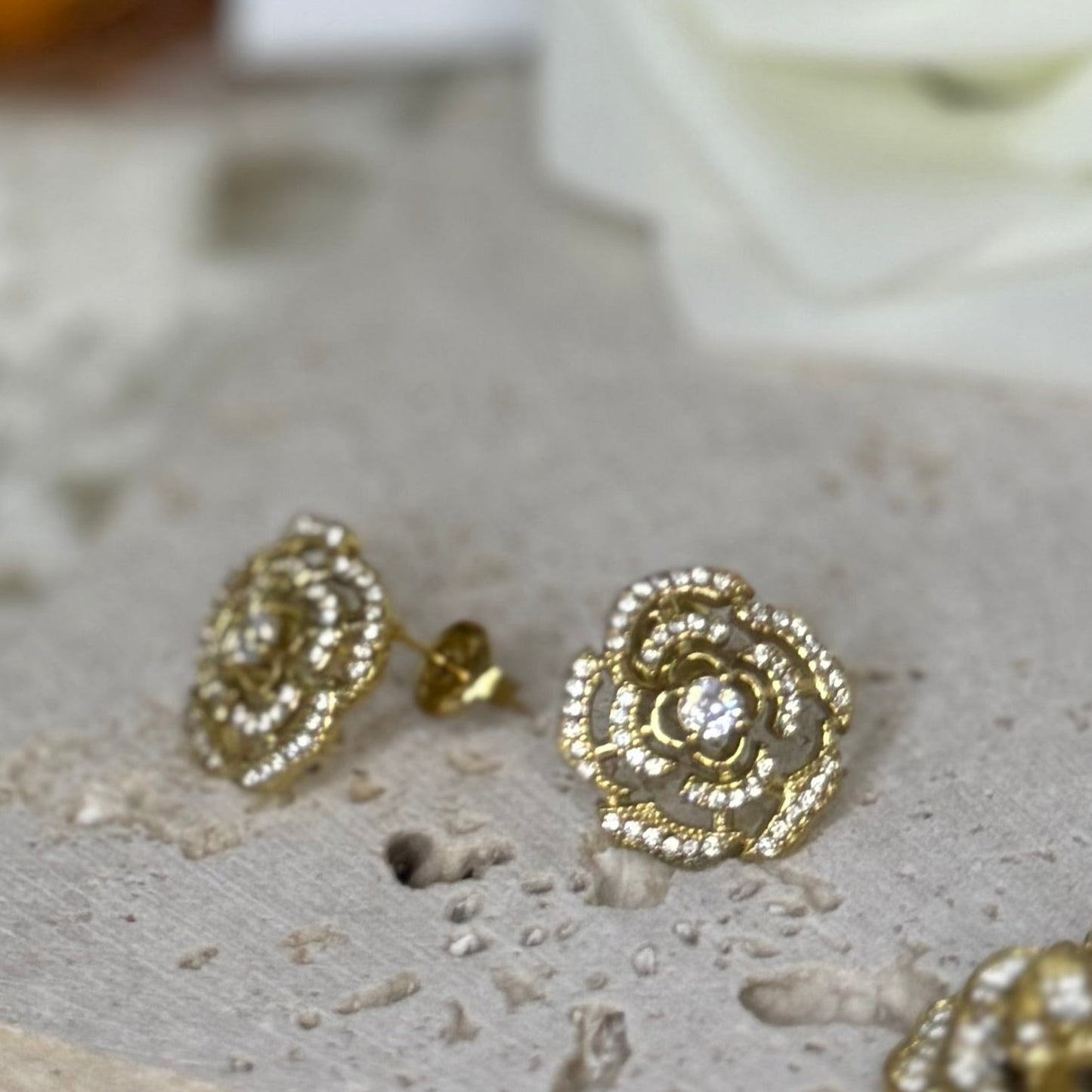 CONSTANCE │ EARRINGS