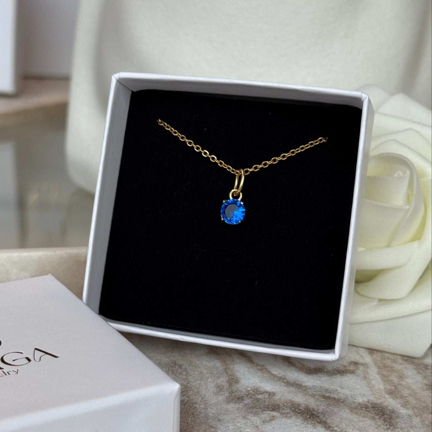 CLARISSE - Collier en acier Inoxydable doré et zircon bleu