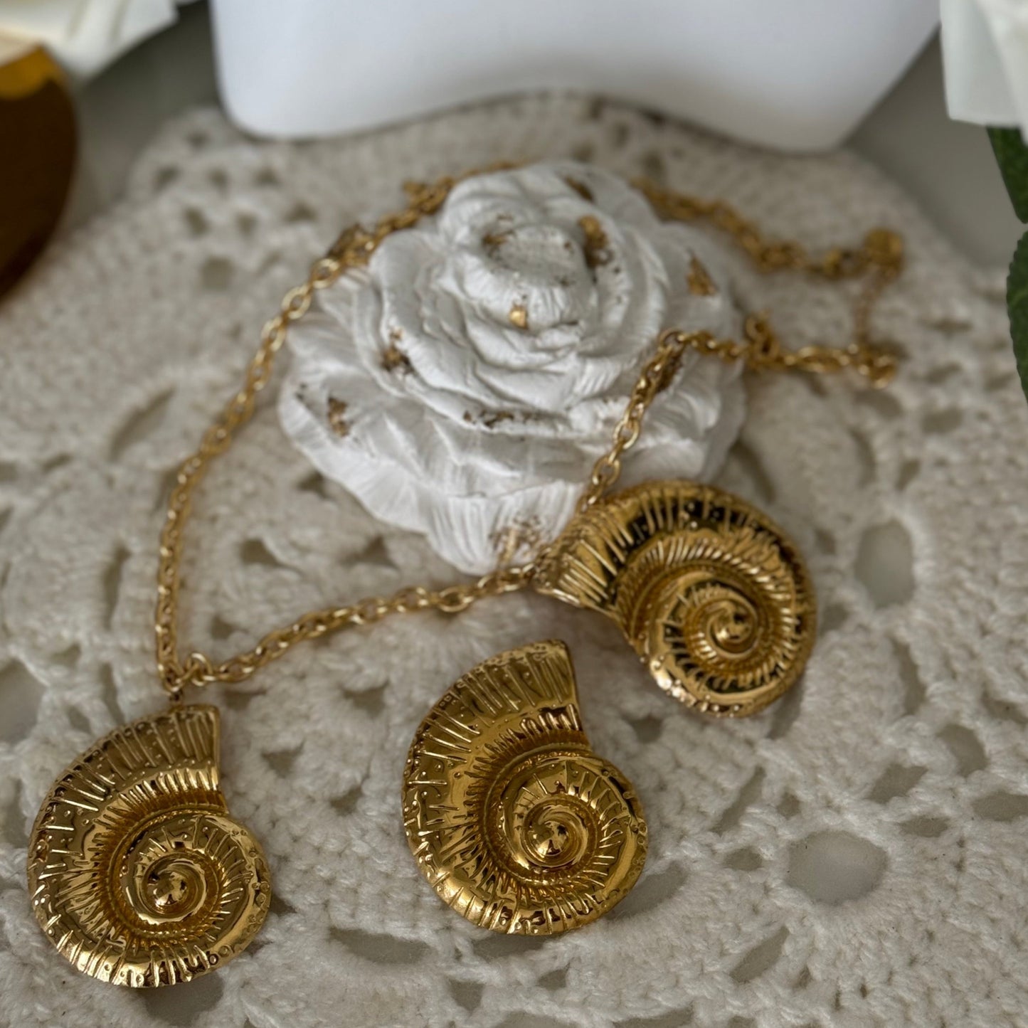 ESCARGOT DORÉ│ BOUCLES D'OREILLES