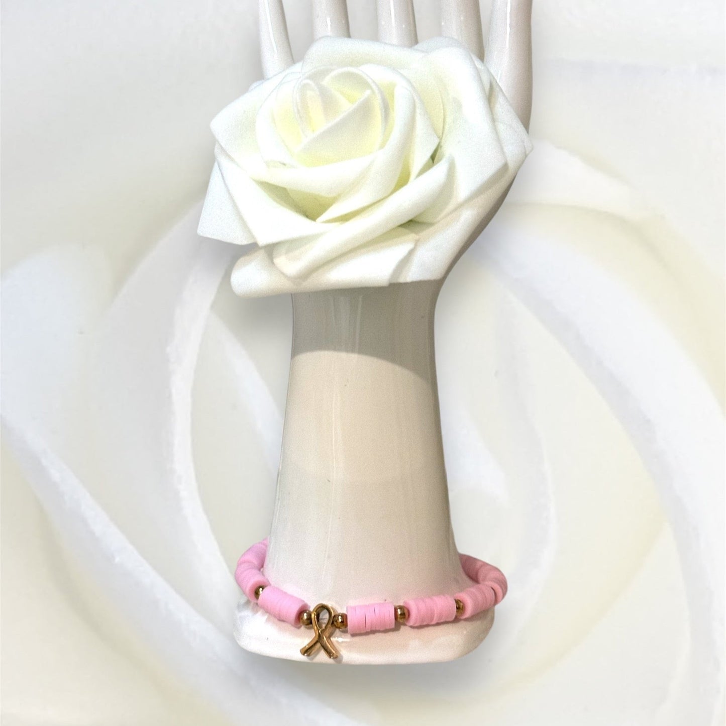 BRACELET OCTOBRE ROSE PERLES HEISHI │ CRÉATION SNAGA JEWELRY