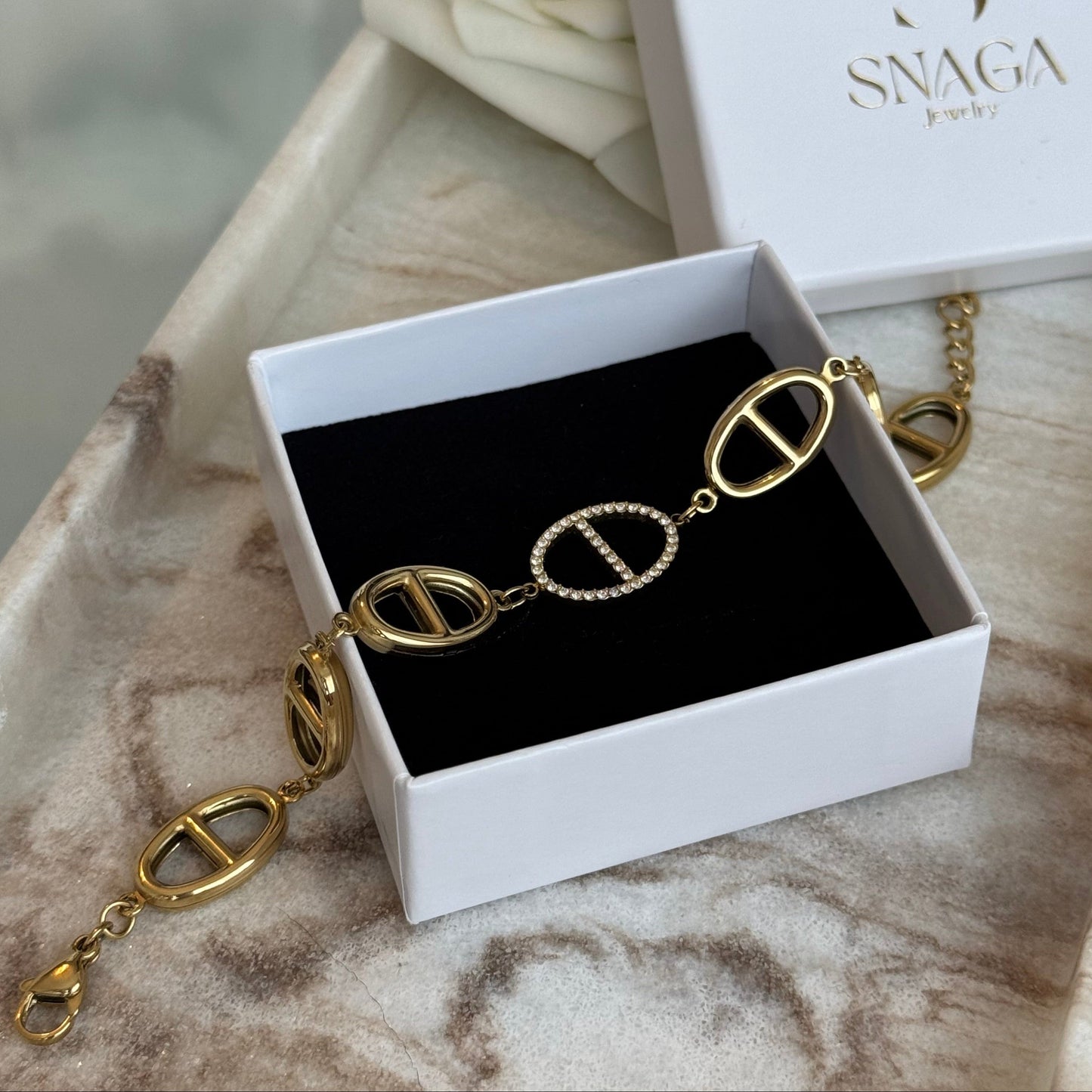 ESTELLE - Bracelet maille marine en acier Inoxydable doré et zircons