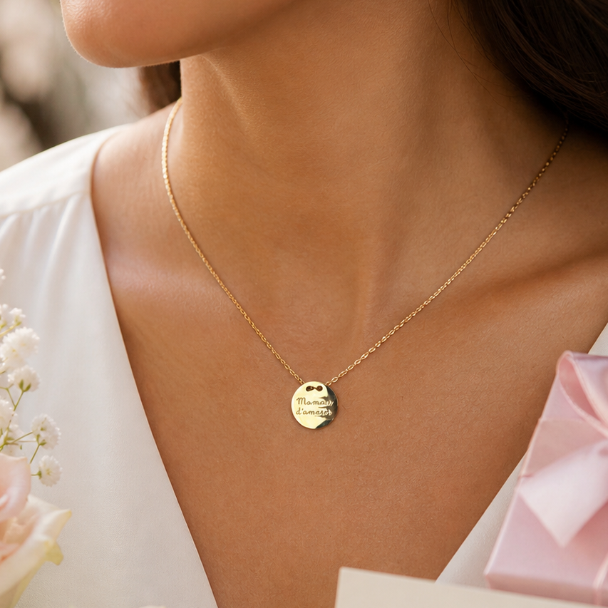 MAMAN D’AMOUR - Collier en acier inoxydable doré médaille gravée