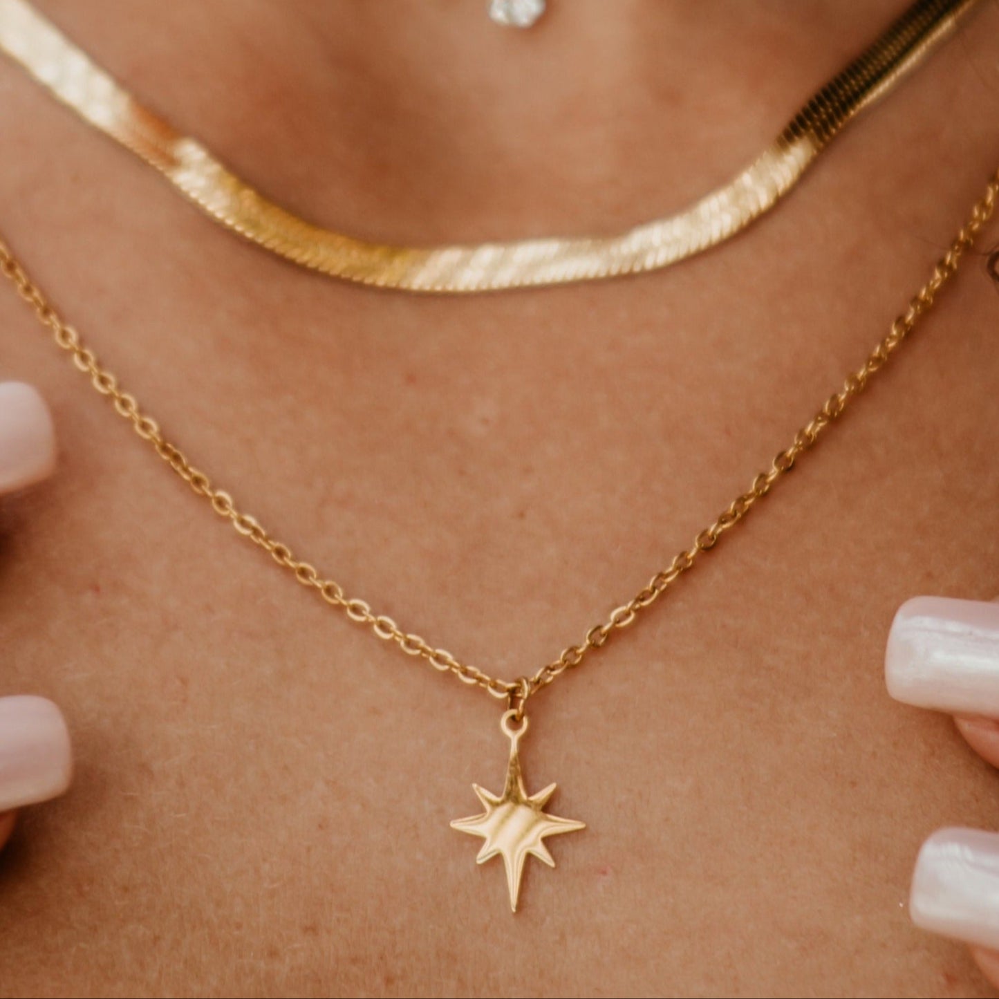 STAR │ NECKLACE