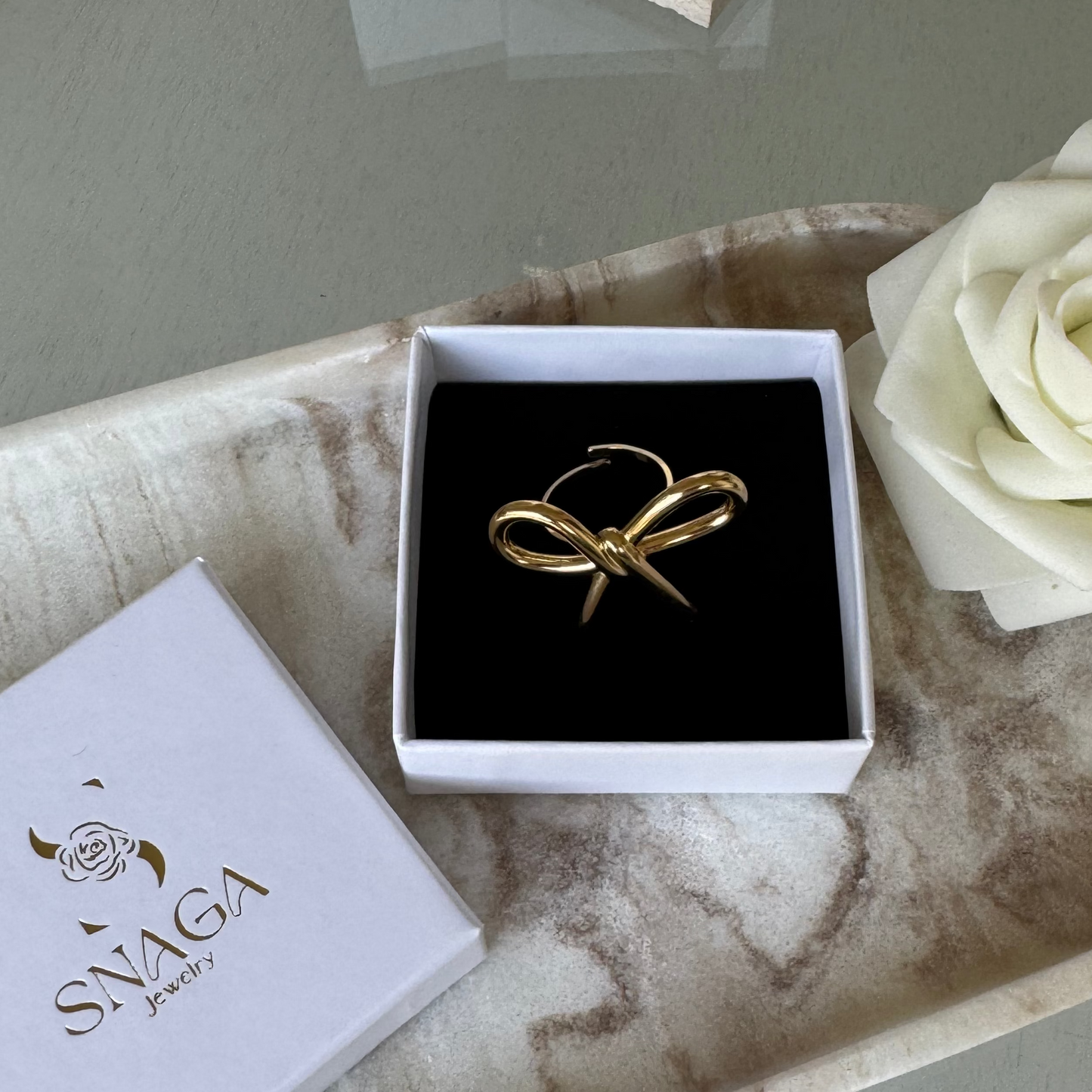 FAUSTINE - Bague en acier Inoxydable doré avec gros noeud