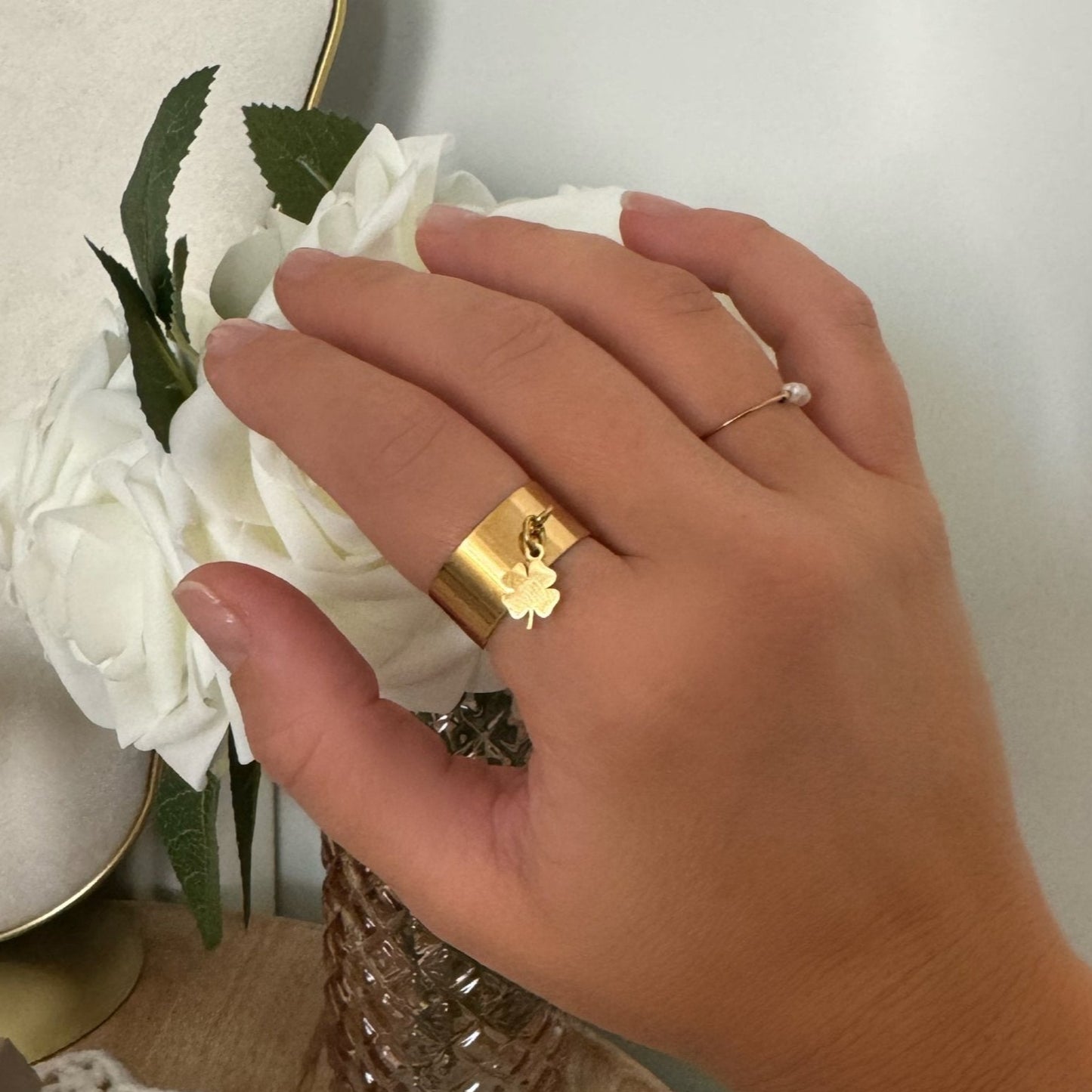 LARA TRÈFLE │ BAGUE CRÉATION