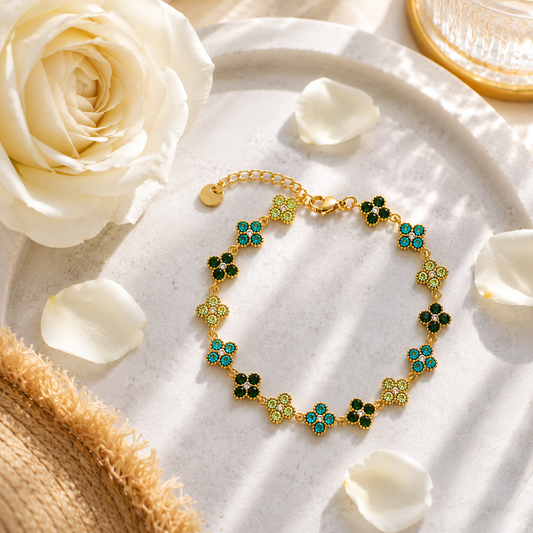 ANGÉLIQUE - Bracelet en acier inoxydable doré et fleurs vertes en zircon