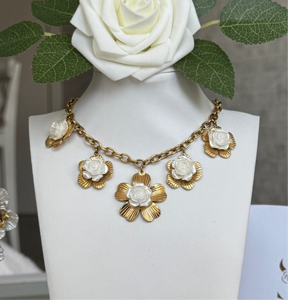 FLORA | COLLIER