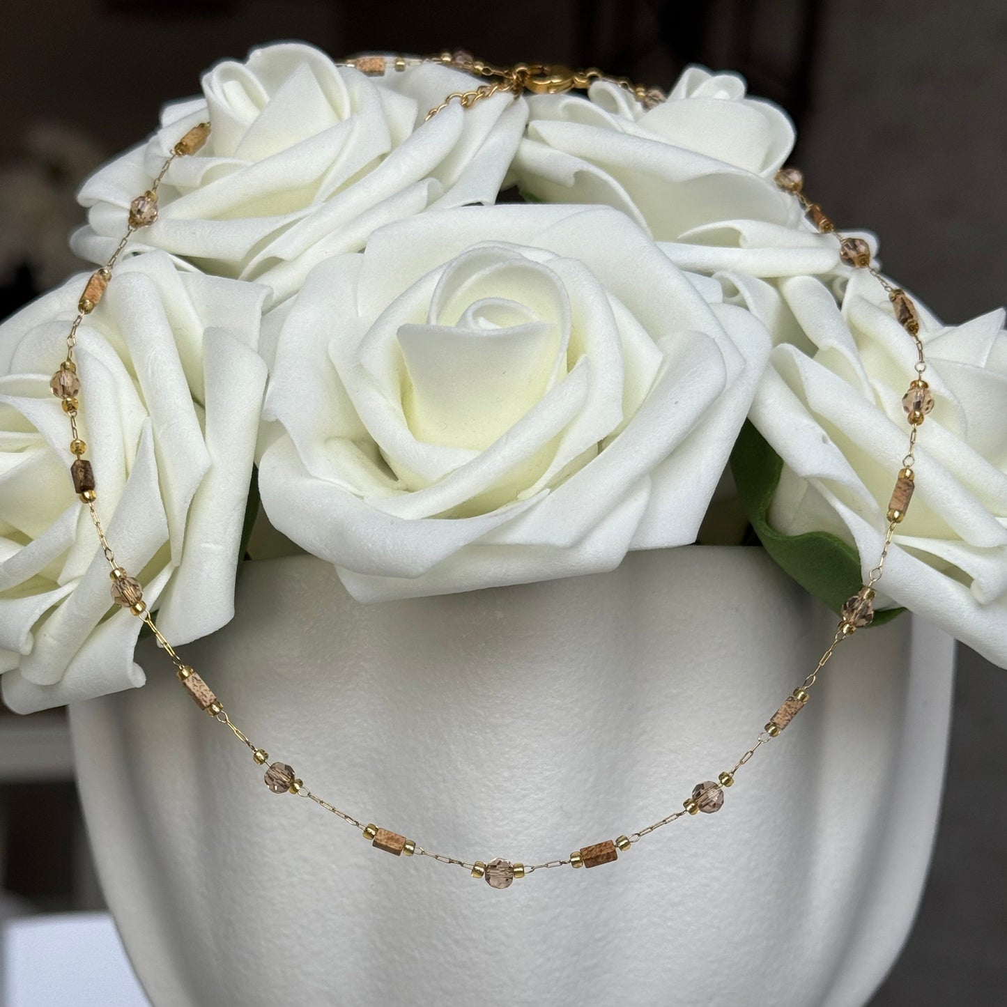 NADEGE - Collier en acier Inoxydable doré et perles marron