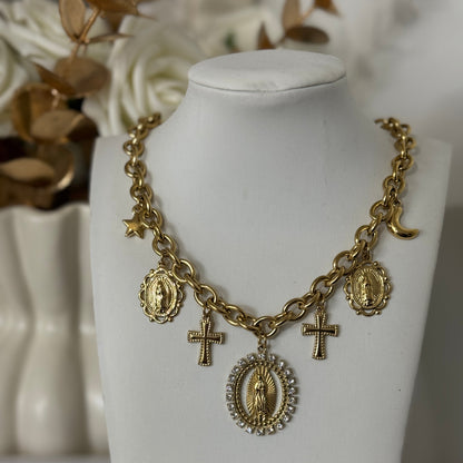 SAINT - Collier en acier Inoxydable doré et gros pendentifs