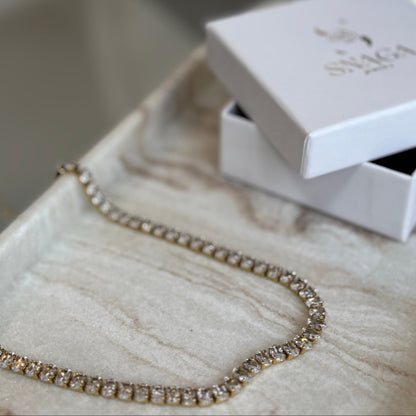 CHARLIZE - Collier ras de coup en acier Inoxydable Doré – Strass transparent