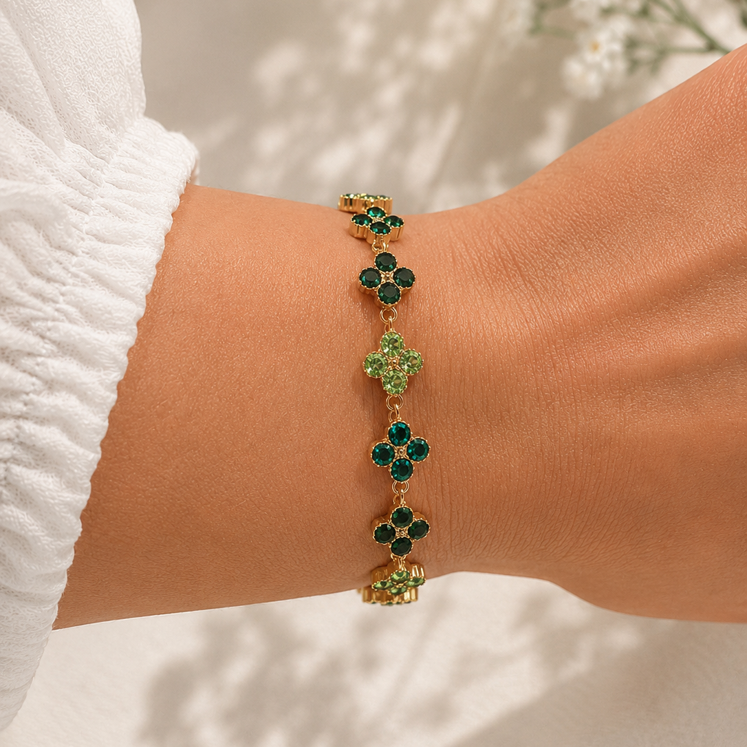 ANGÉLIQUE - Bracelet en acier inoxydable doré et fleurs vertes en zircon