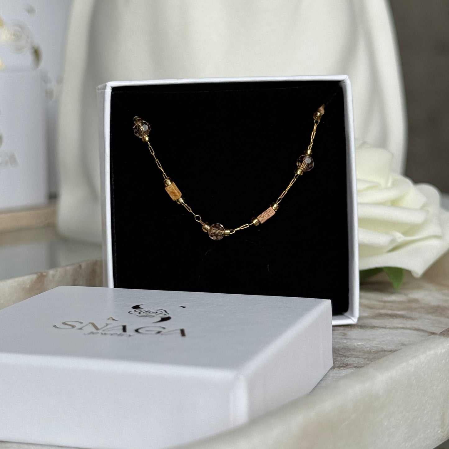 NADEGE - Collier en acier Inoxydable doré et perles marron