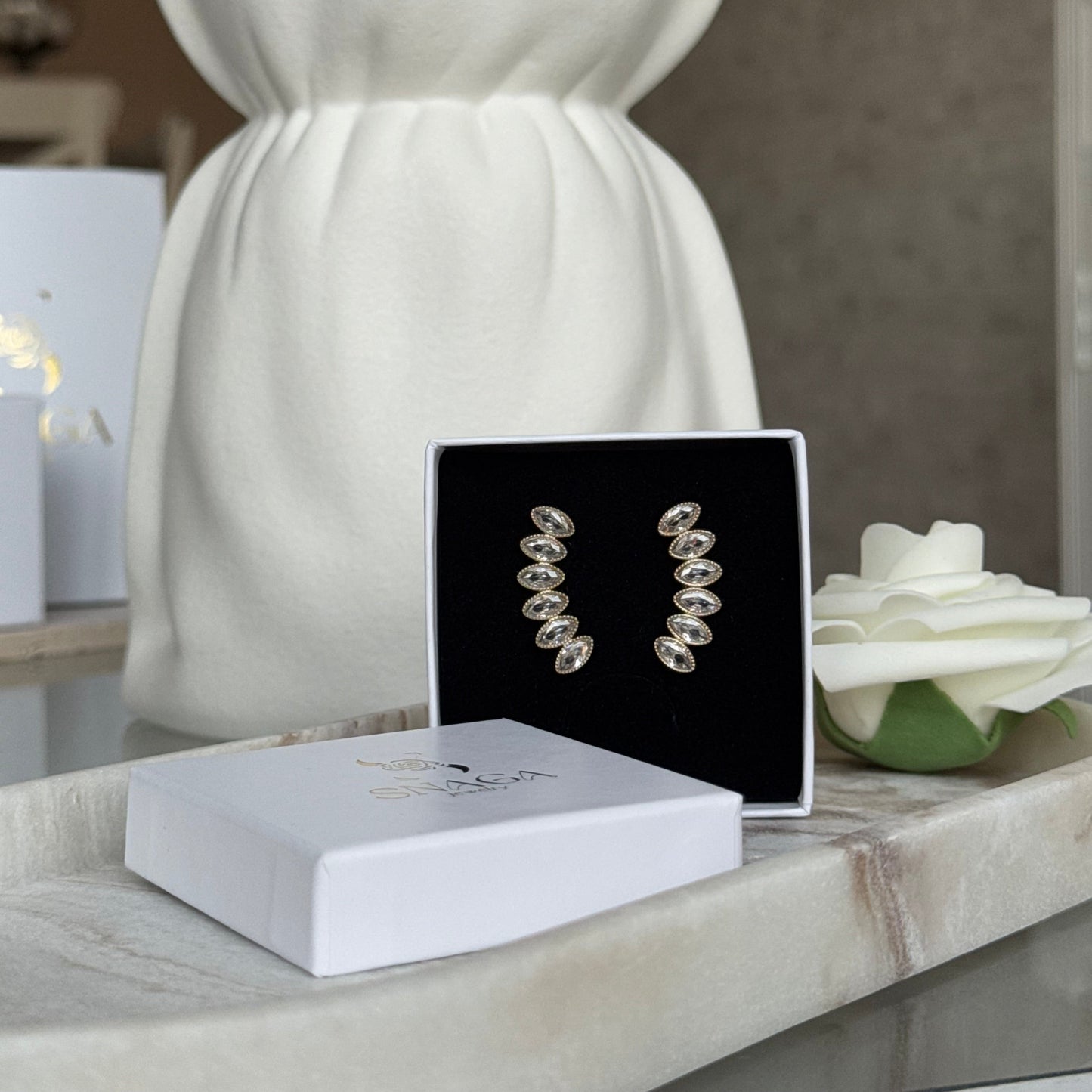 TAHRA - Boucles d'oreilles en acier Inoxydable doré et strass