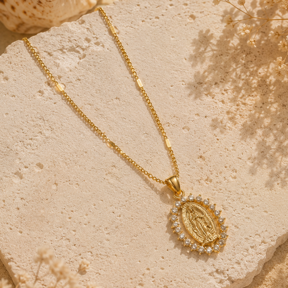 MÉDAILLON SACRÉ - Collier en acier Inoxydable