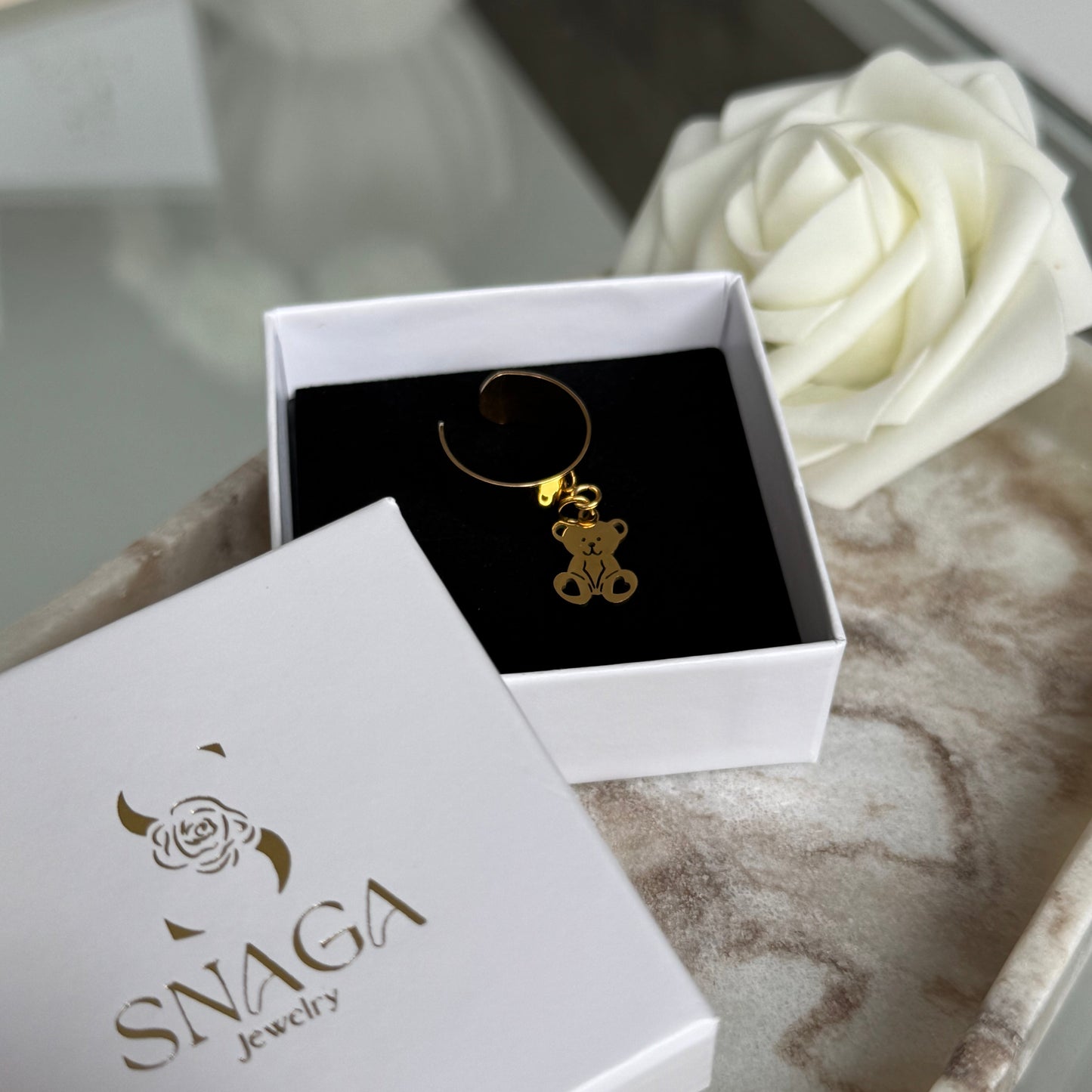 PAULINE - Bague création en acier Inoxydable doré et pendentif ourson