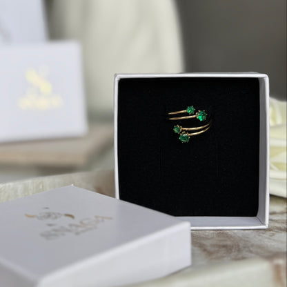 MANON - Bague en acier Inoxydable doré et strass vert