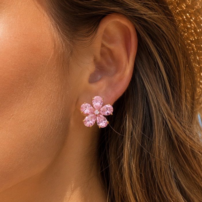 MATHILDE - Boucles d’oreilles fleurs en acier inoxydable doré et cristal rose