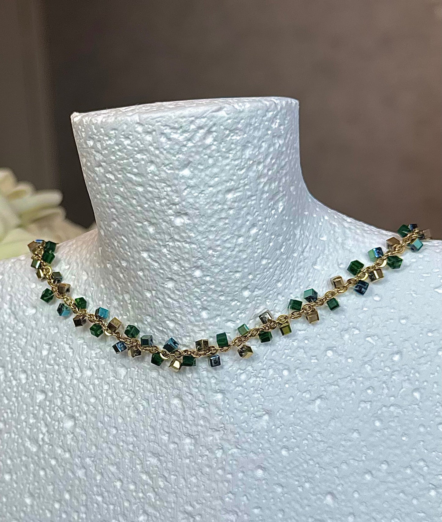 CLEMENTINE - Collier en acier Inoxydable doré et perles vertes