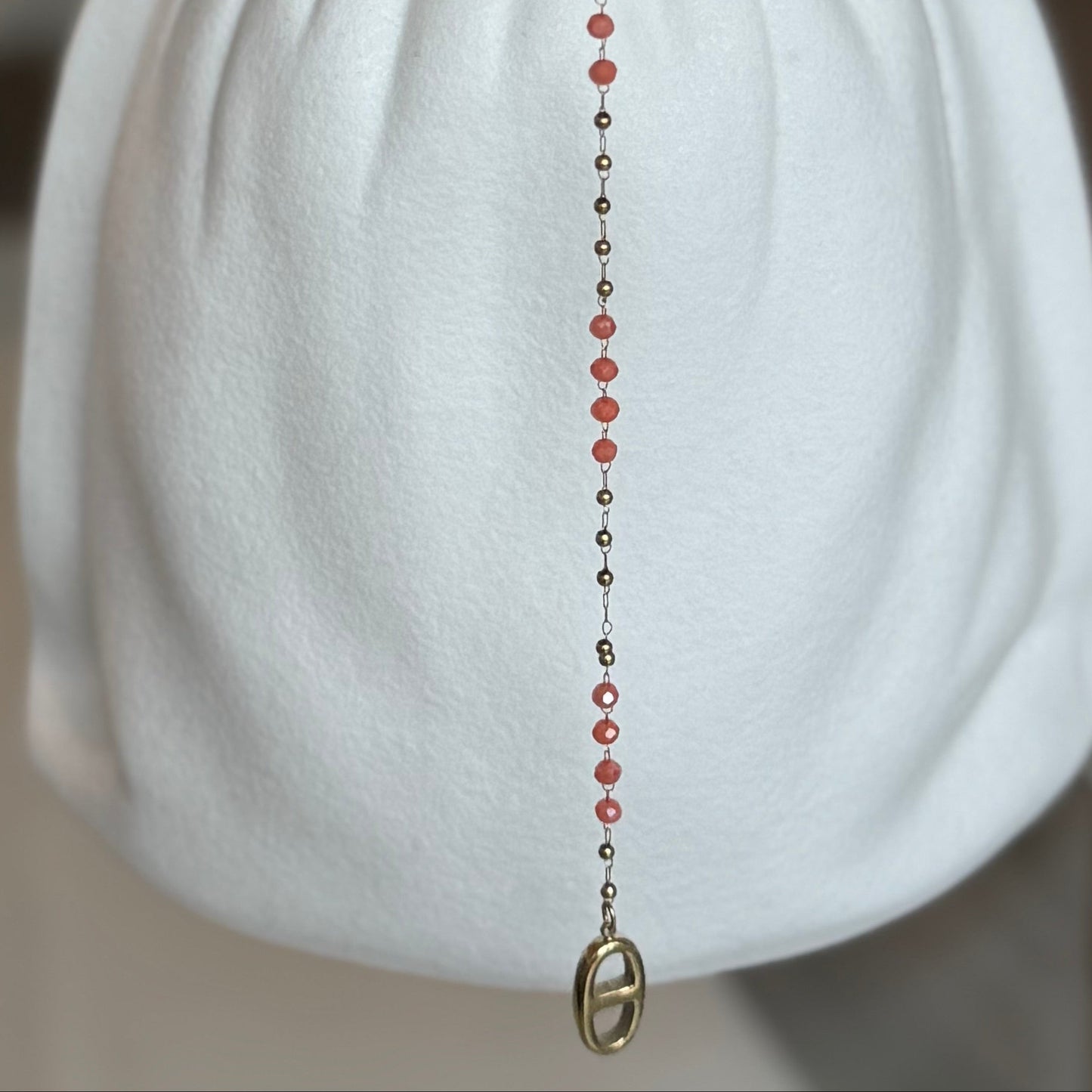 MAO - Collier Y en acier Inoxydable Doré et perles orange