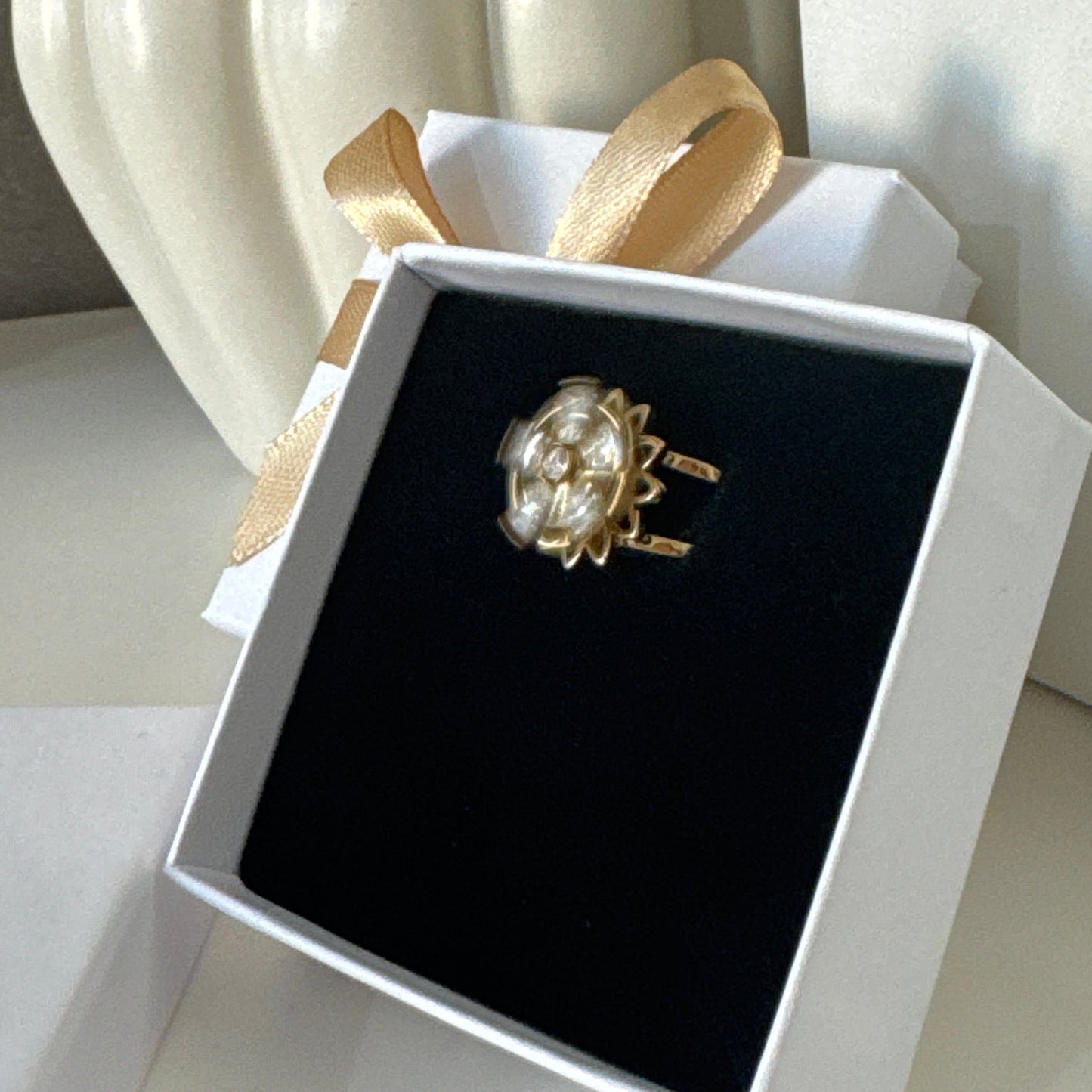 LAURA - Bague anti-stress en acier Inoxydable doré - fleur tournante