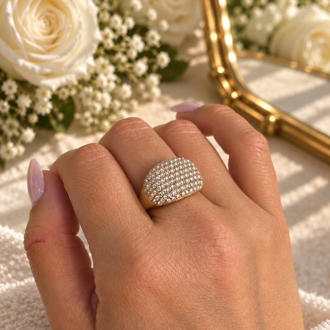 PRESTIGE – Bague dorée pavée de strass
