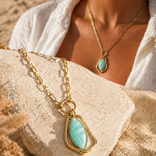 ISA - Collier en acier Inoxydable doré et zircon bleu