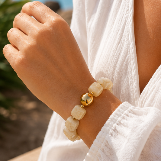 BLANCHE - Bracelet en perles acrylique et acier Inoxydable Doré – effet marbré
