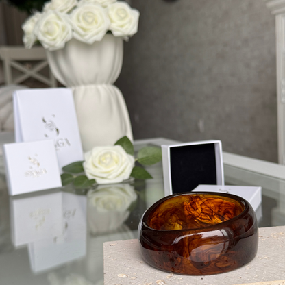 SISI - Jonc large en acrylique marron effet marbré