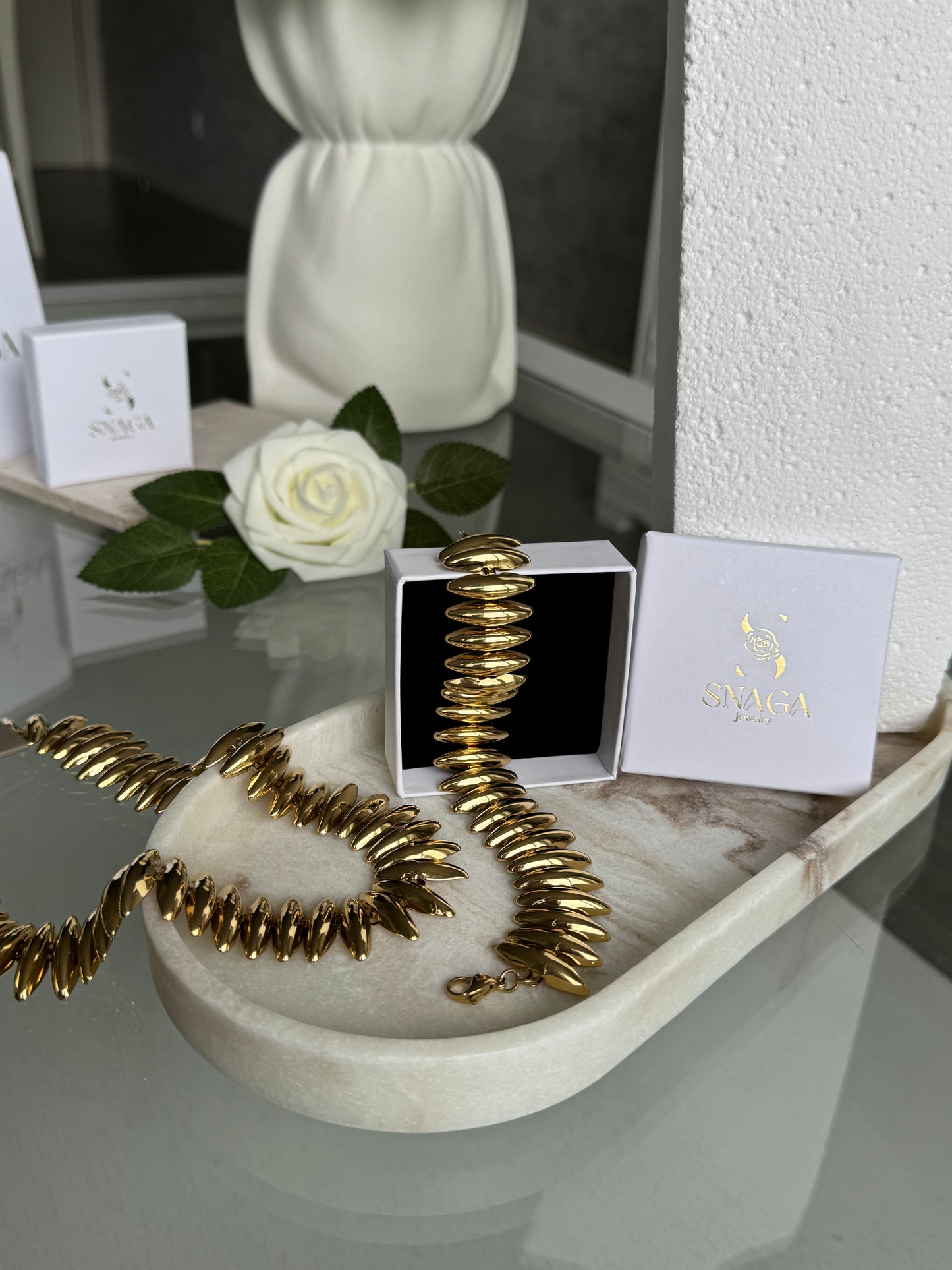 ANTHINEA - Collier en acier Inoxydable Doré