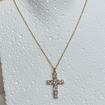 MARIA - Collier en acier Inoxydable avec pendentif croix doré et zircon