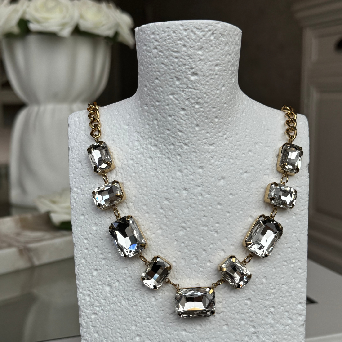 SANAA - Collier en acier Inoxydable Doré – Strass transparent