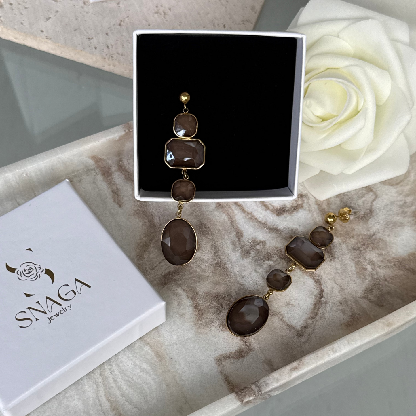 JASMINE - Boucles d'oreilles pendantes en acier Inoxydable doré - taupe